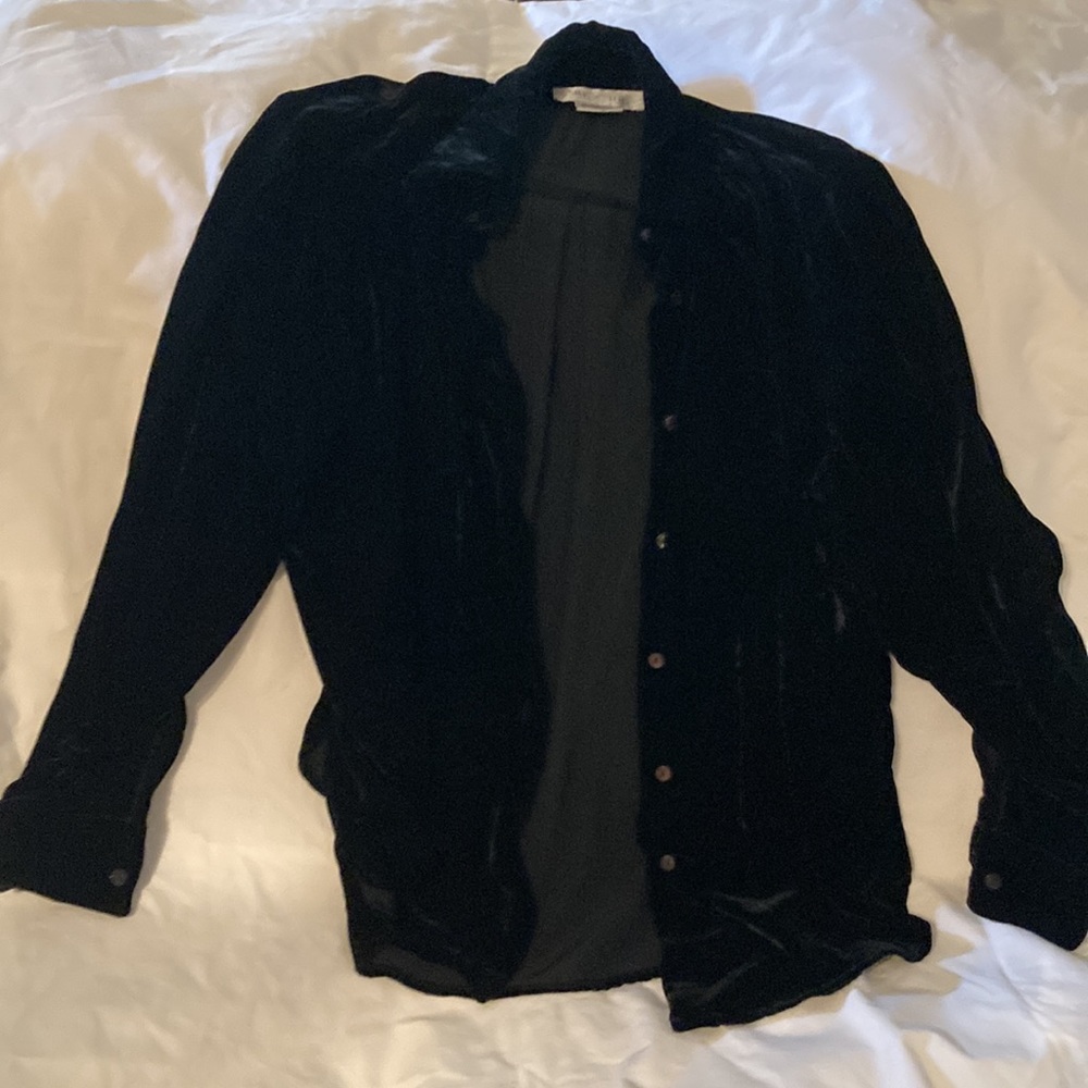 Silk Club Collection Women Sz S Silk Black Long Sleeves with Buttons